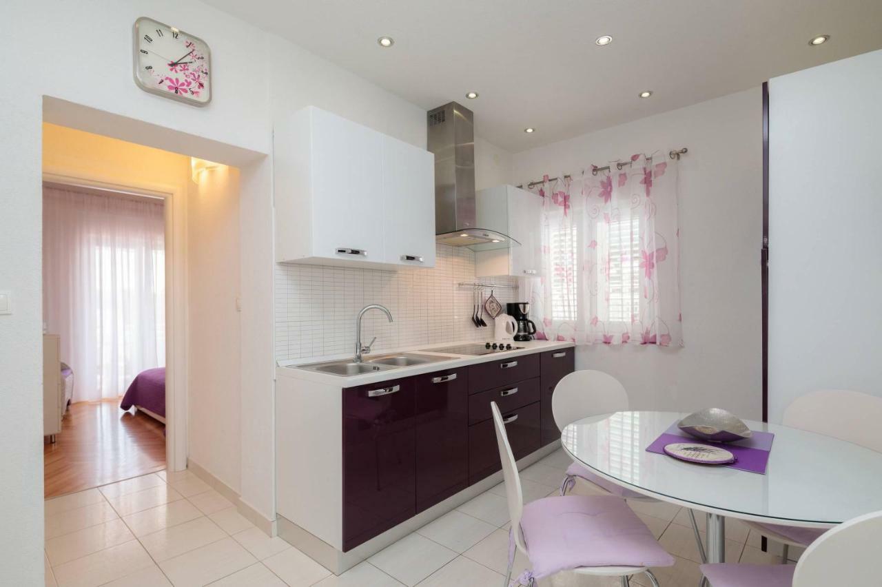 Gem Of The Sea Luxury Beach Apartment With Brand New Heating Infinity Pool Trogir Zewnętrze zdjęcie
